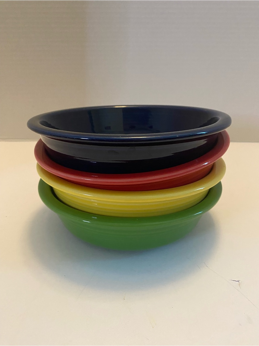 FIESTA Cereal Bowls Red Blue Yellow Green Medium Bowls Lot of 4 Mint Condition